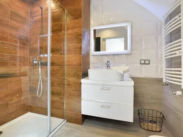 Zloty Widok Bed and Breakfast