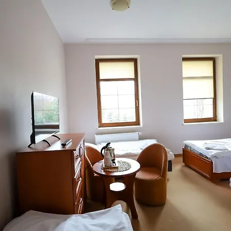 Zloty Widok Bed and Breakfast 3*